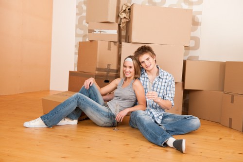 Moving truck service for homes and flats in Ilford