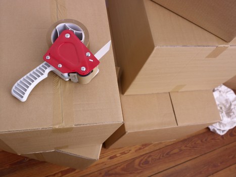 Secure van loading with checked equipment and balanced cargo